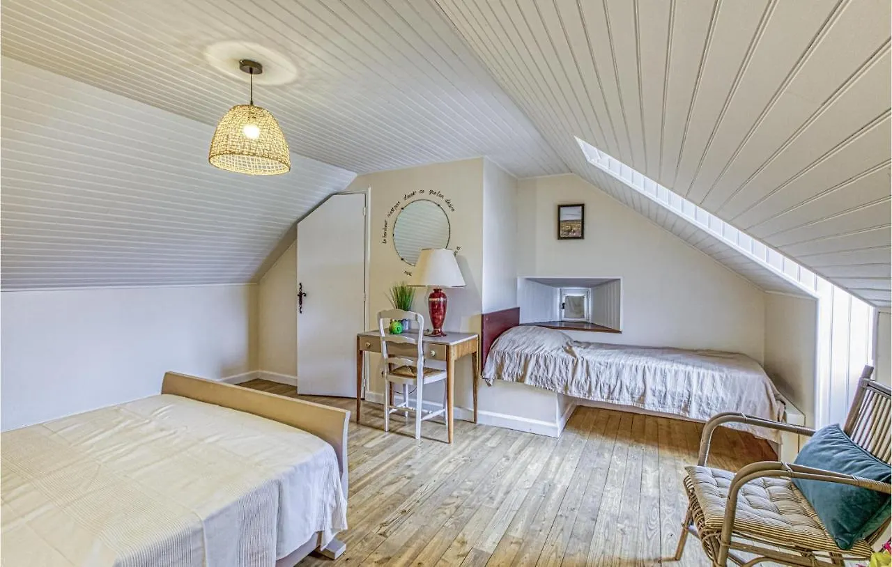 Cozy Home In Pierrefiche With Wifi Francie